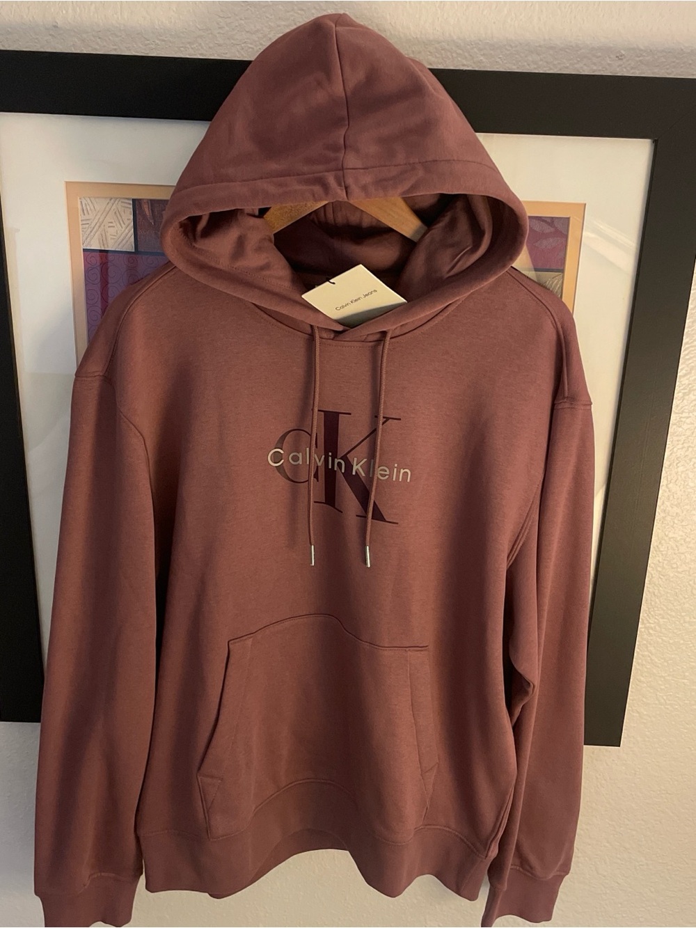Calvin Klein Men's Hoodie in Dusty Mauve